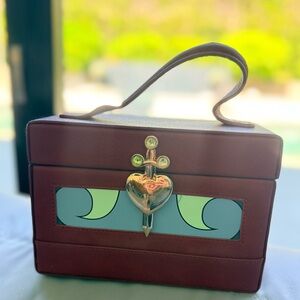 Disney villains evil queen Snow White heart lock purse